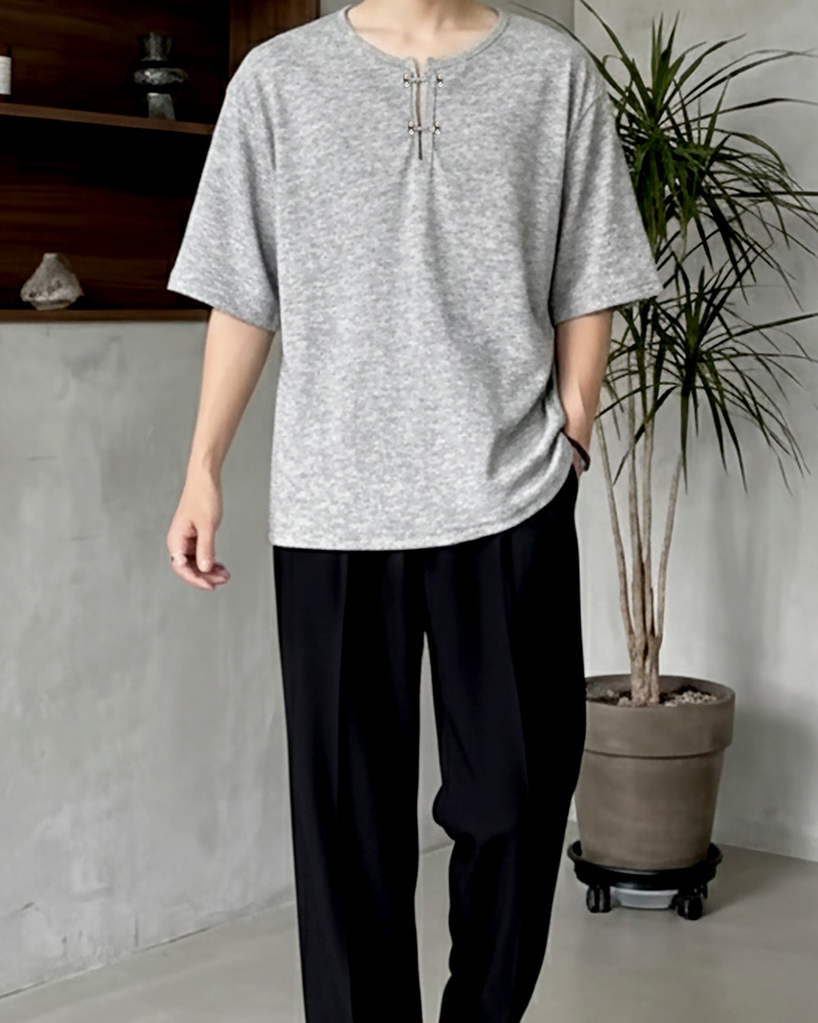 フロントホックスリットネックトップス Ot20135