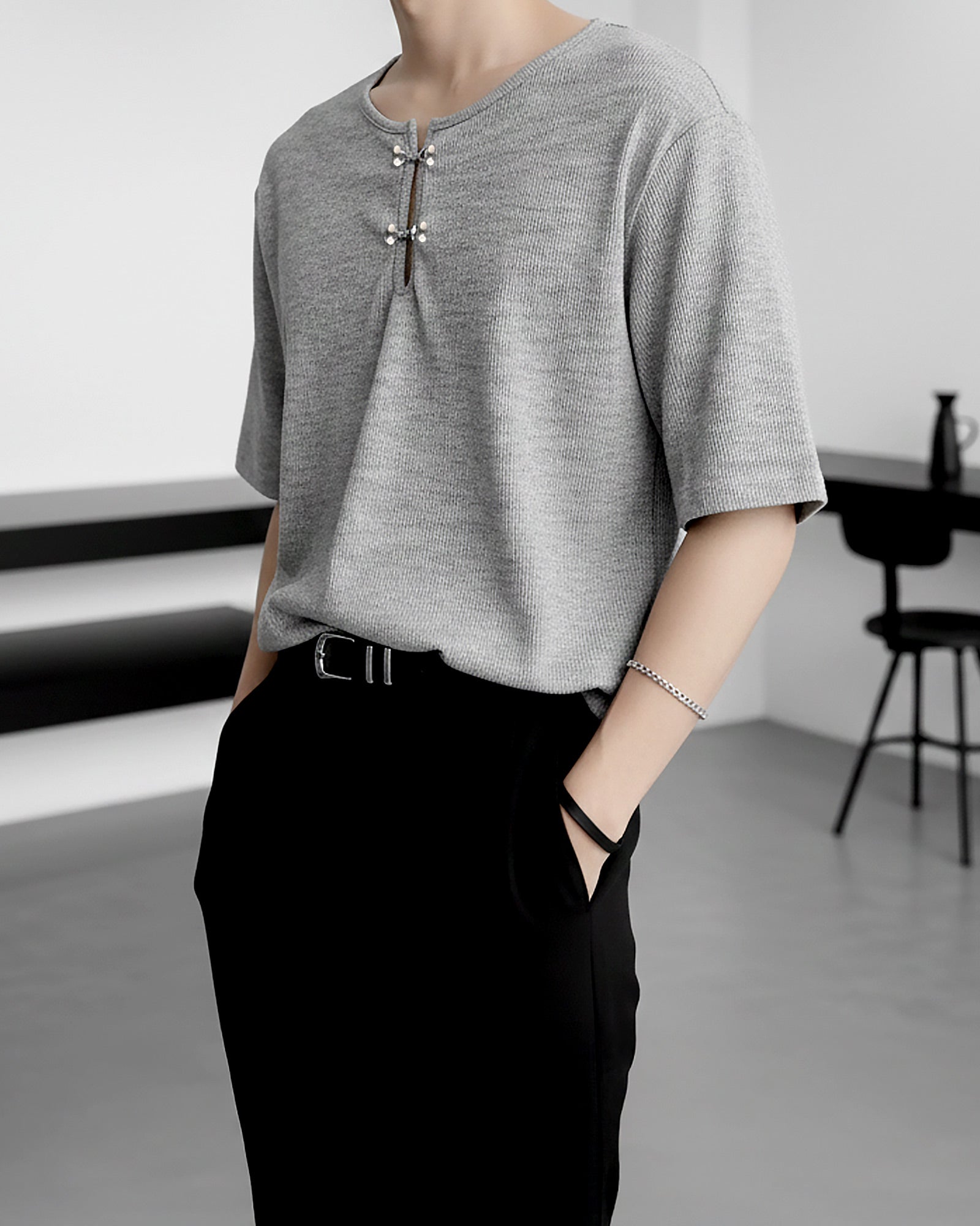 フロントホックスリットネックトップス Ot20135