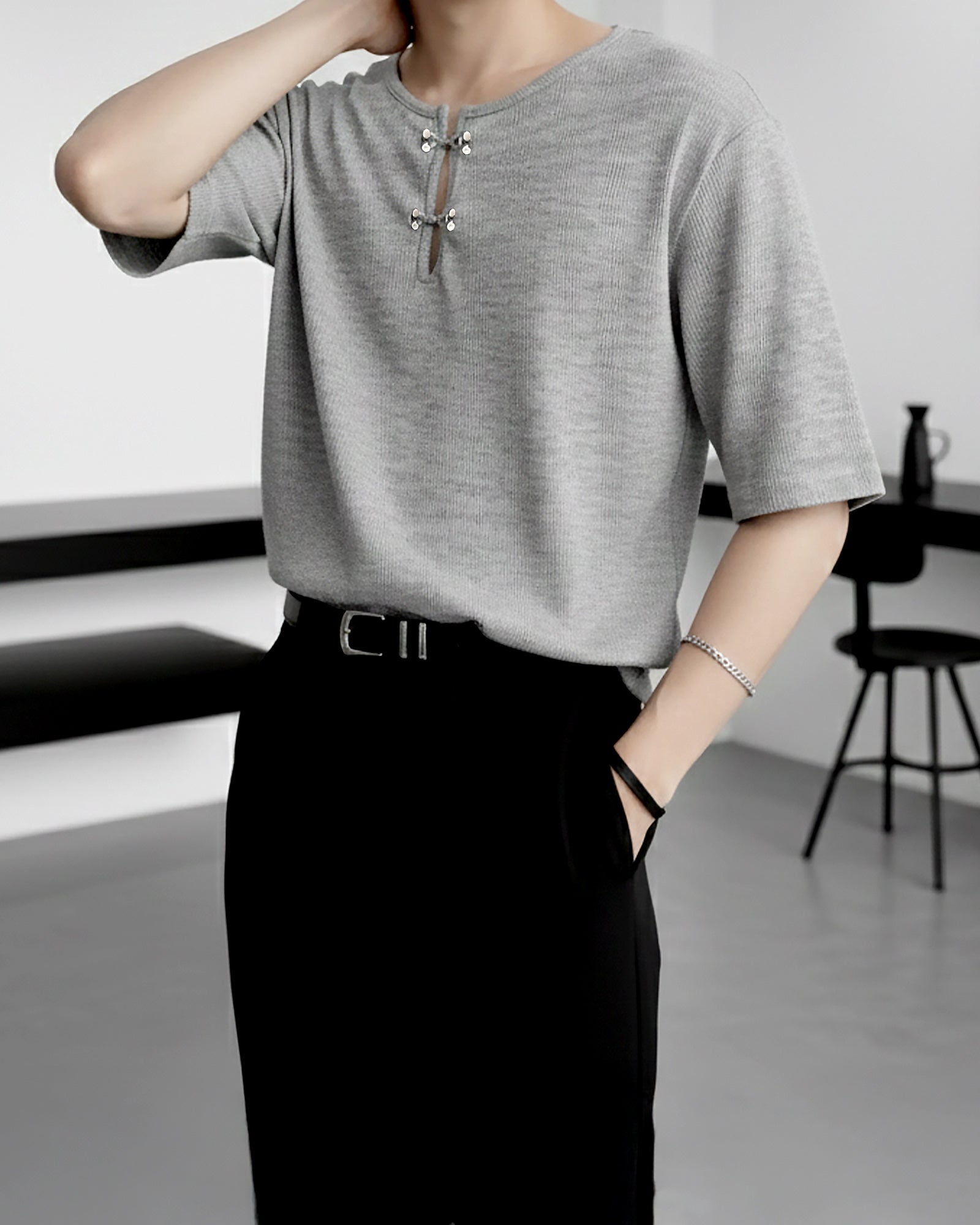 フロントホックスリットネックトップス Ot20135