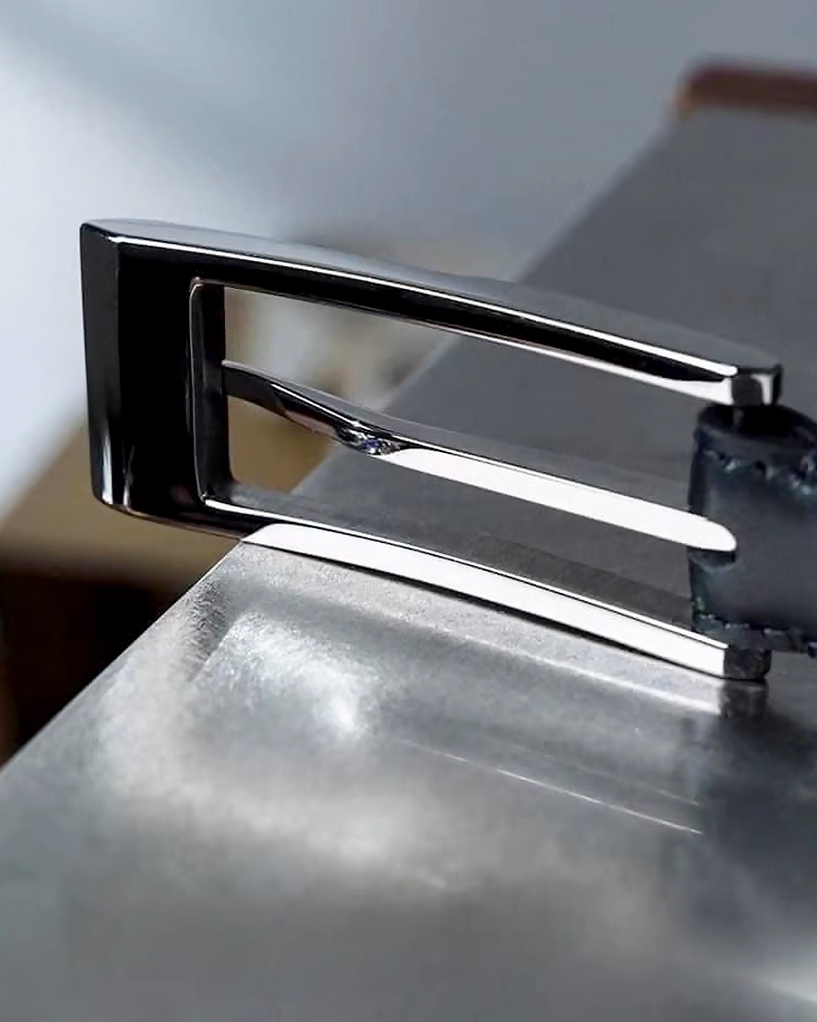 ミニマルスクエアバックルベルト Ot40001