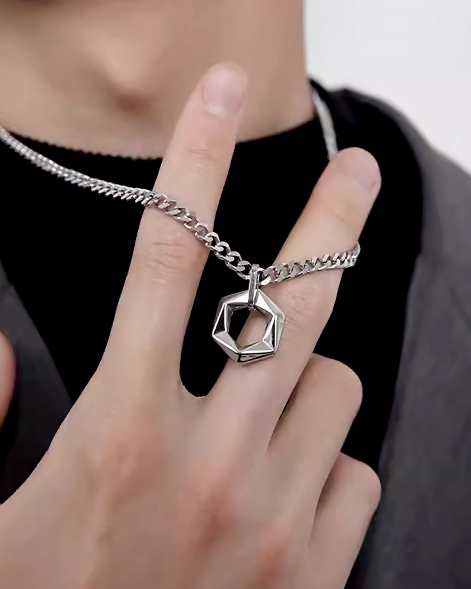 ジオメトリックリングネックレス Ot40004