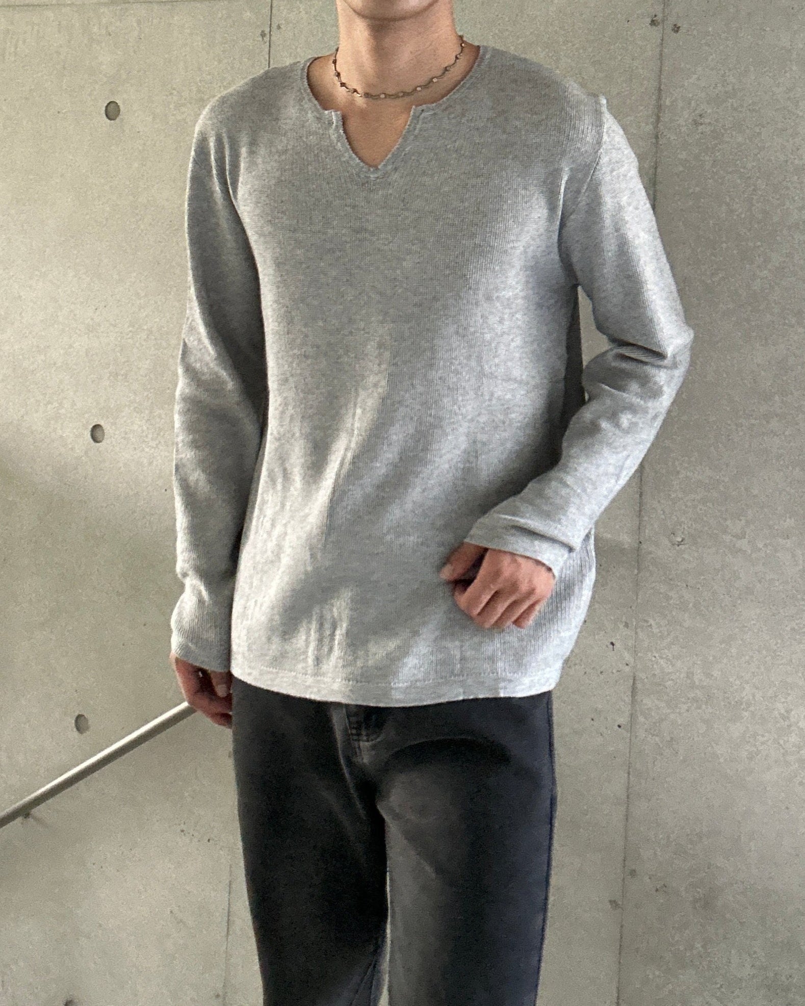 Vネックスリットトップス Ot20104