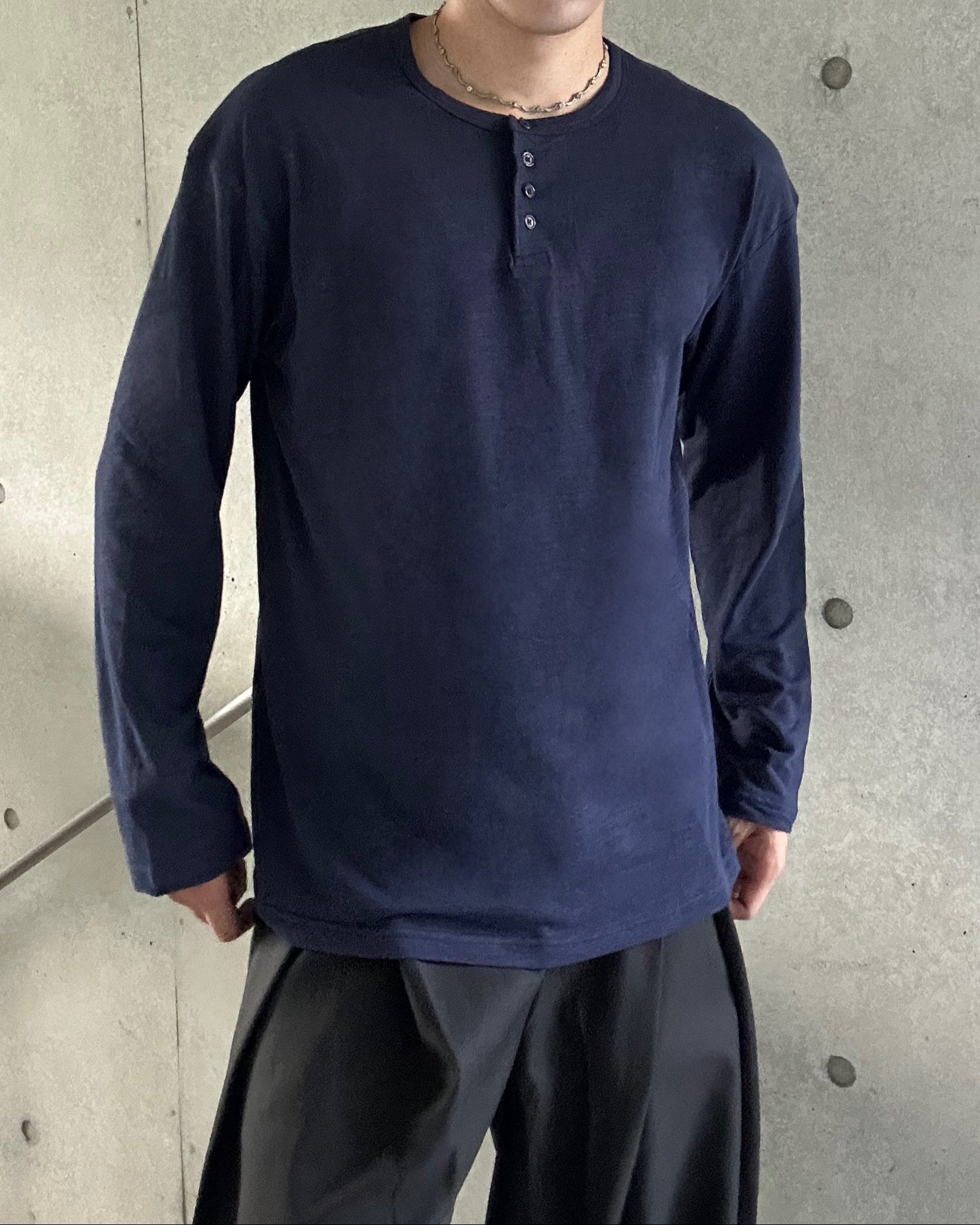 ルーズフィットヘンリーネックトップス Ot20088
