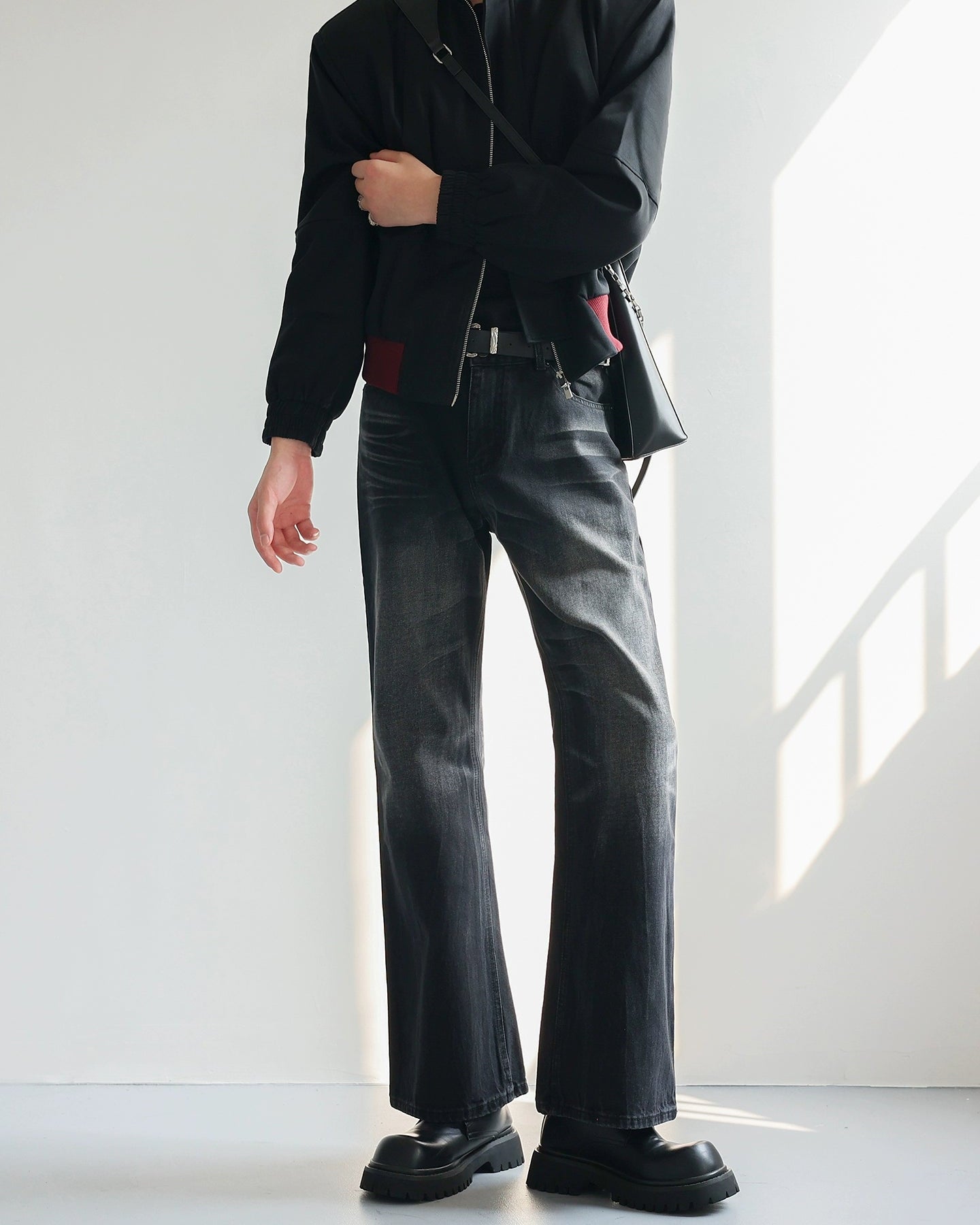 ウォッシュフレアブラックデニム Ot11729