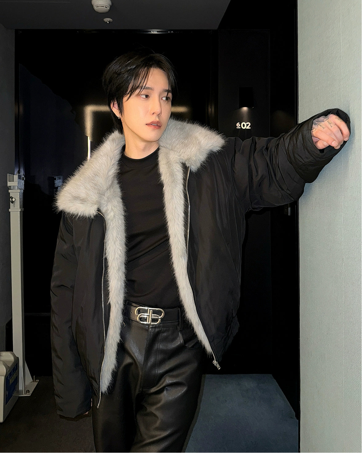 ホワイトファーダウンジャケット Ot30041