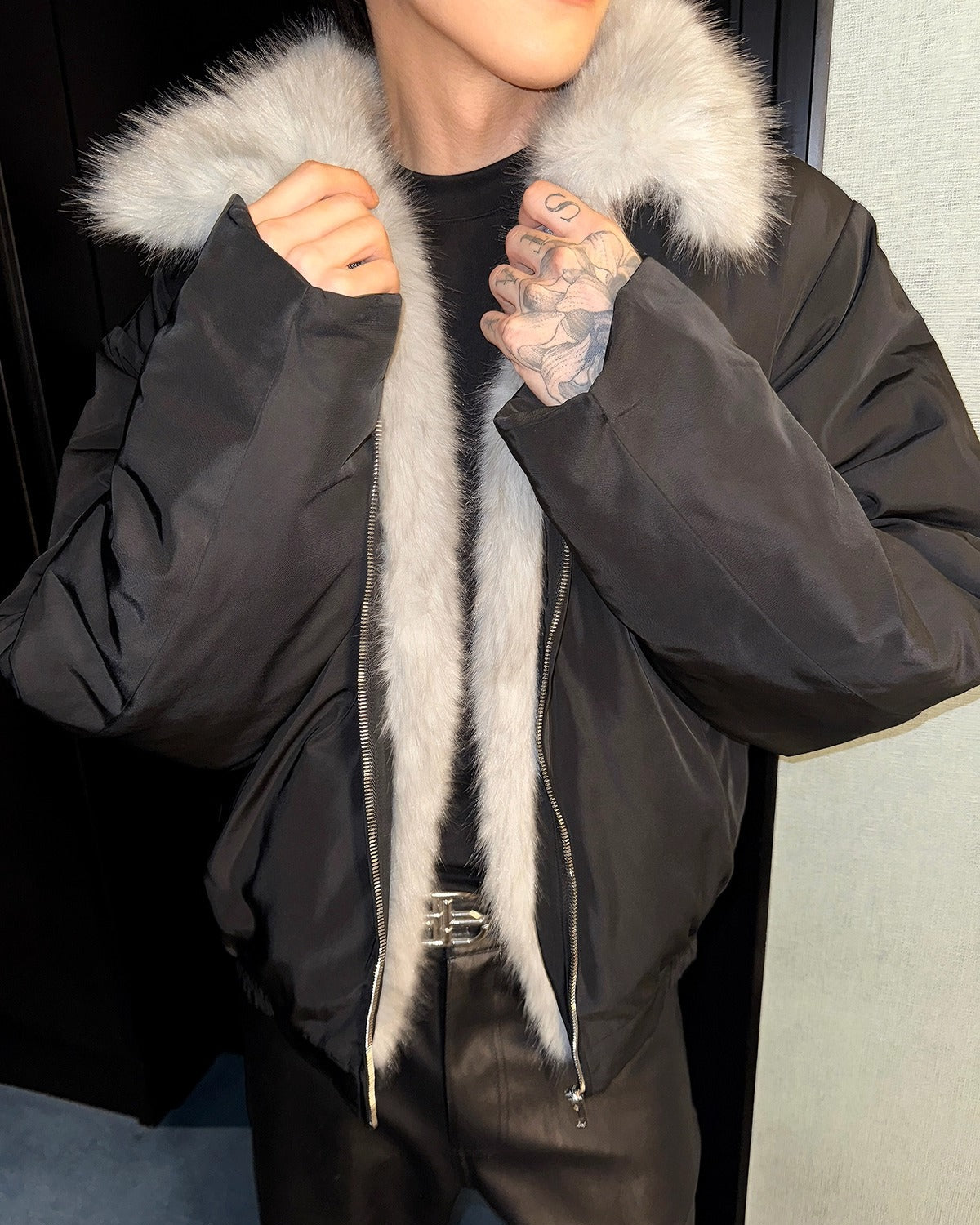 ホワイトファーダウンジャケット Ot30041